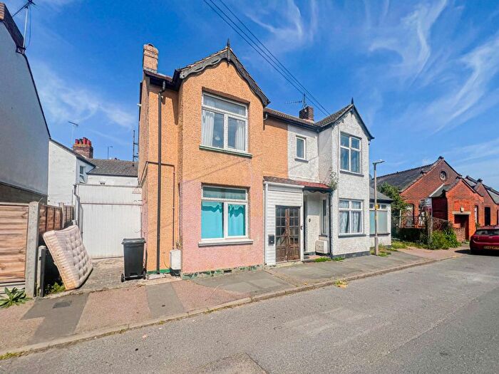 4 Bedroom Semi-detached House For Sale In Garland Road, Harwich, CO12