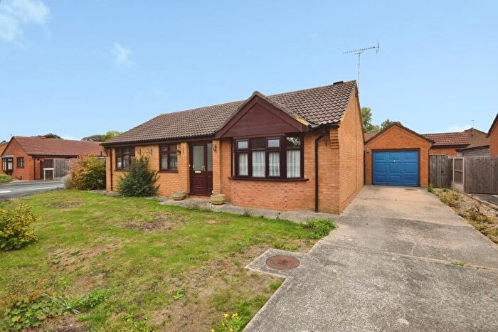 3 Bedroom Bungalow For Sale In Millers Way, Alford, LN13