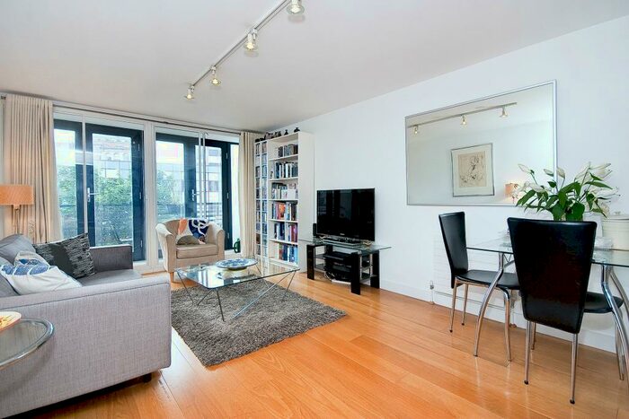 1 Bedroom Apartment To Rent In Turnmill Street, EC1M