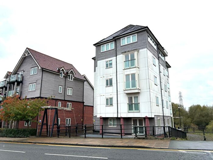 2 Bedroom Apartment To Rent In The Wharf, New Crane Street, Chester, CH1