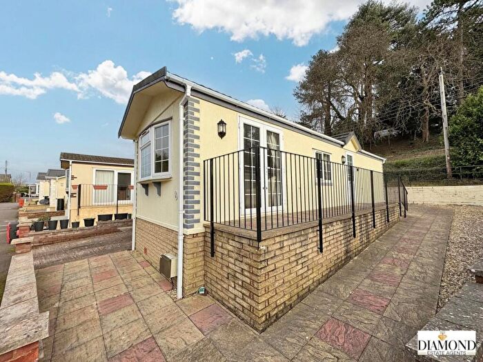 2 Bedroom Park Home For Sale In Underhill Park, Tiverton, EX16