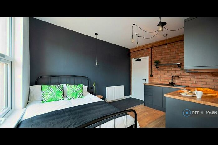 Studio To Rent In Leacroft Road, Derby, DE23