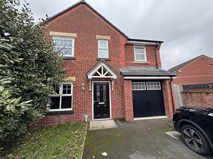 4 Bedroom Detached House To Rent In Common Alder Way, Manchester, M9