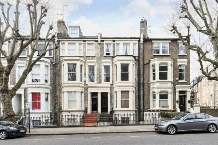 2 Bedroom Flat To Rent In Warwick Avenue, London, W9