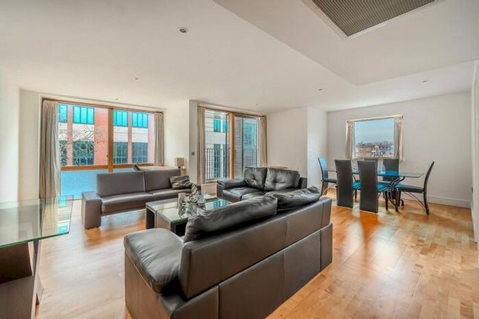 3 Bedroom Flat To Rent In Horseferry Road, Westminster, London, SW1P