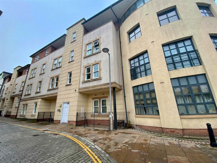 2 Bedroom Flat To Rent In Curzon Place, Gateshead, NE8