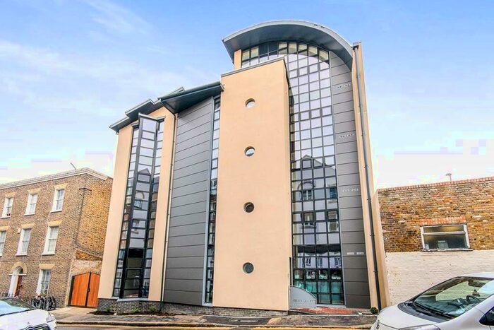 1 Bedroom Flat To Rent In Cliff Street, Ramsgate, Kent, CT11