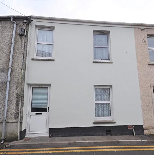 3 Bedroom Terraced House For Sale In Chapel Street, Carmarthen, SA31
