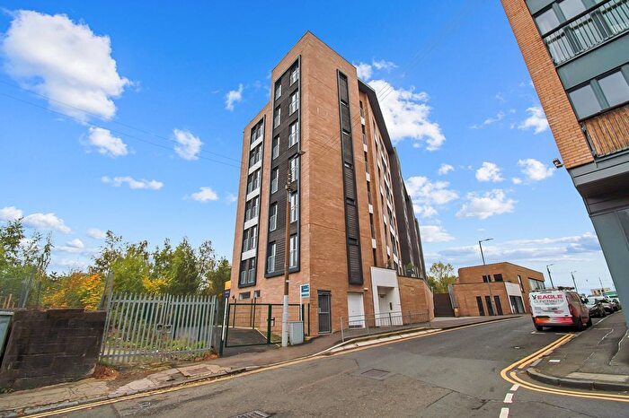 2 Bedroom Flat To Rent In Bell Street, City Centre, Glasgow, G4