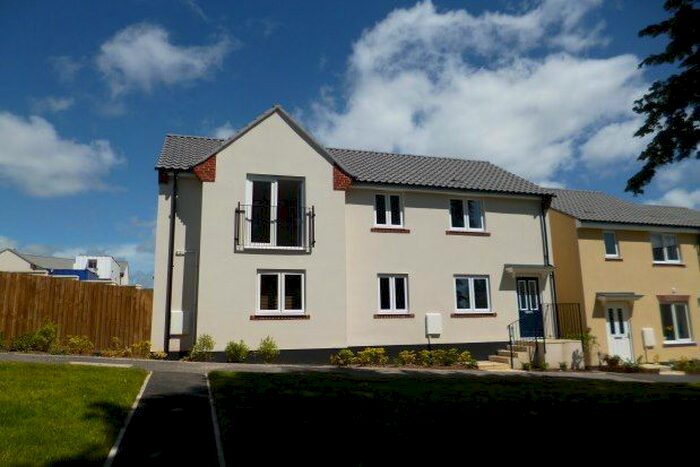 2 Bedroom Flat To Rent In Lime Grove, St. Austell PL25