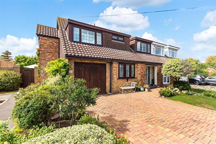 5 Bedroom Semi-Detached House For Sale In Ladycroft Way, Orpington, BR6