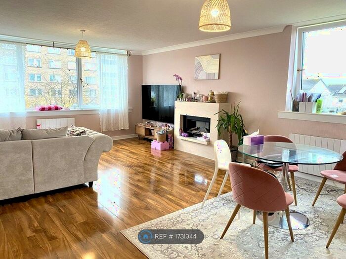 2 Bedroom Flat To Rent In Stockiemuir Avenue, Glasgow, G61