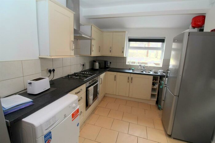 5 Bedroom House To Rent In Tewkesbury Street, Cathays, Cardiff, CF24