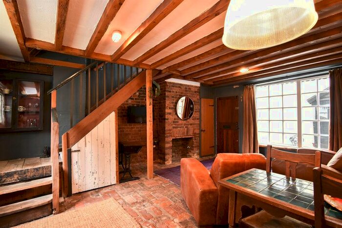 1 Bedroom Property To Rent In Courthouse Street, Hastings, TN34