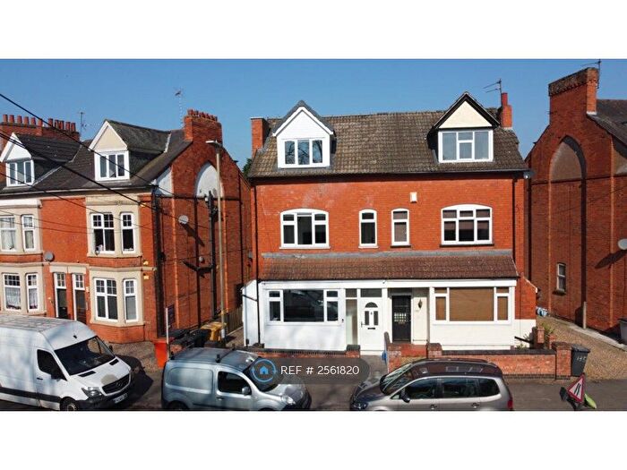5 Bedroom Semi-detached House To Rent In Knighton Road, Leicester, LE2