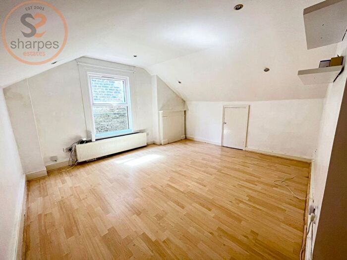 1 Bedroom Flat To Rent In Eardley Road, London, SW16