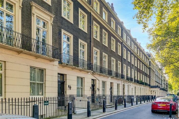 3 Bedroom Flat To Rent In Sussex Gardens, Bayswater, London W2