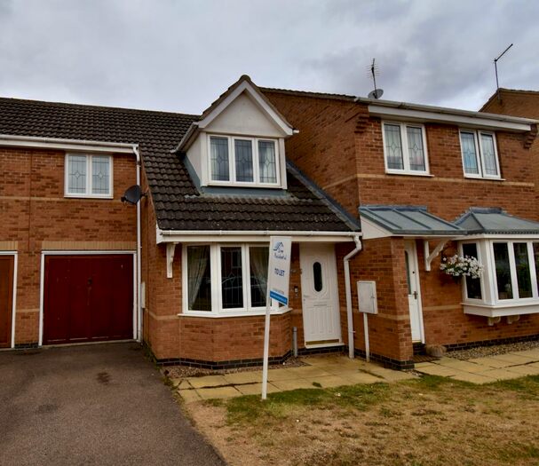 3 Bedroom Terraced House To Rent In Ryngwell Close, Brixworth, Northamptonshire, NN6