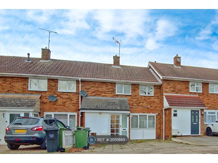 3 Bedroom Terraced House To Rent In Whitmore Way, Basildon, SS14