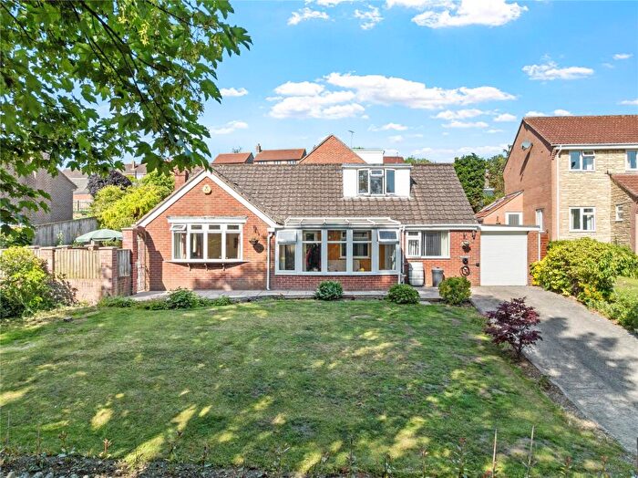4 Bedroom Bungalow For Sale In Sutton Poyntz, Weymouth, Dorset, DT3