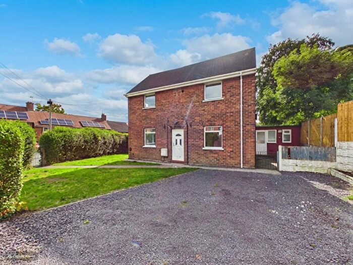 3 Bedroom End Of Terrace House For Sale In First Avenue, Gwersyllt, Wrexham, LL11