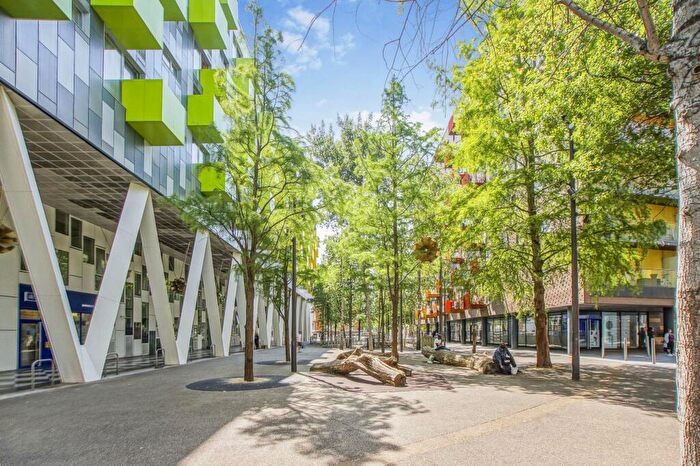 1 Bedroom Flat For Sale In Arboretum Place, Ropeworks, IG11