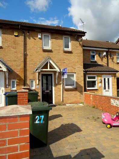2 Bedroom Terraced House To Rent In Drumsheugh Place, Newcastle Upon Tyne, NE5