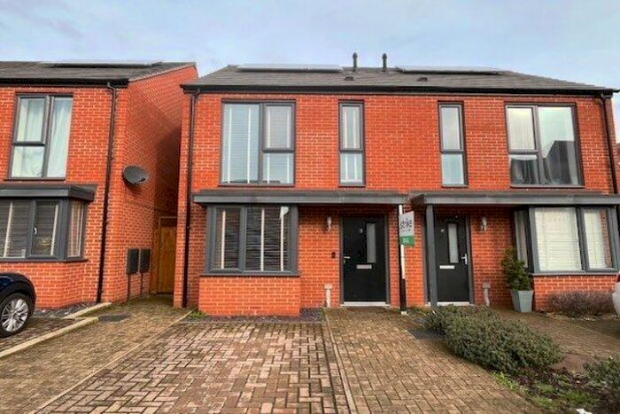 2 Bedroom Property To Rent In Spey Drive, Derby, DE22