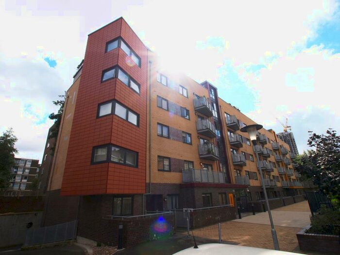 1 Bedroom Flat To Rent In Oakleigh Court, Murray Grove, Islington, N1