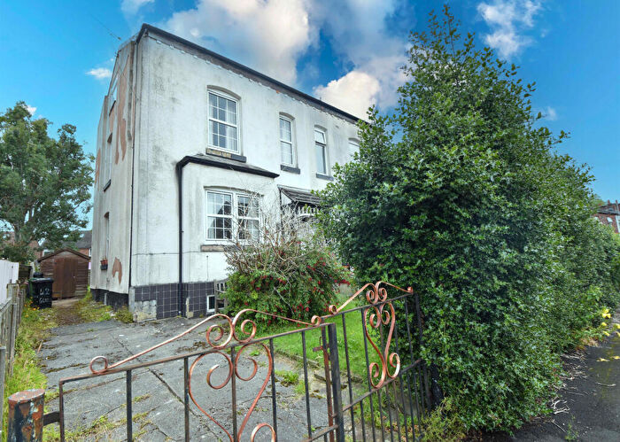 3 Bedroom Semi-Detached House For Sale In Gladstone Road, Urmston, M41