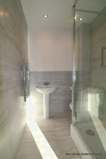 2 Bedroom Apartment To Rent In Conisbrough Keep, Coventry, CV1