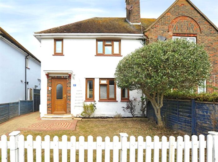3 Bedroom Semi-Detached House To Rent In Court Farm Road, Rottingdean, Rottingdean, BN2