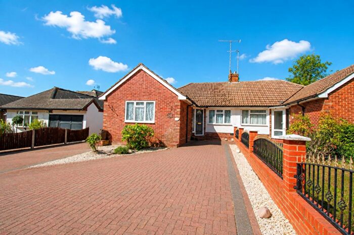 3 Bedroom Semi-Detached Bungalow To Rent In Honeymeade, Sawbridgeworth, CM21