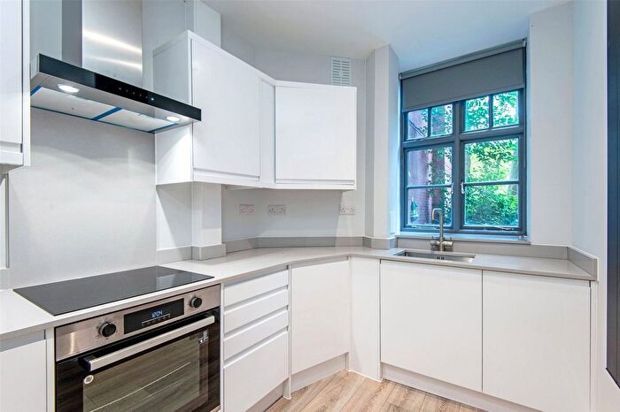 3 Bedroom Flat To Rent In Maida Vale, London, W9