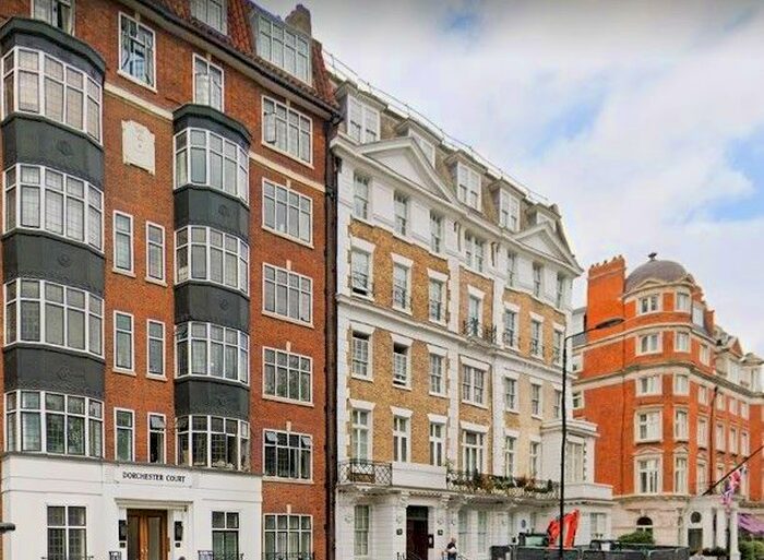 2 Bedroom Flat To Rent In Sloane Street, Knightsbridge, London, SW1X