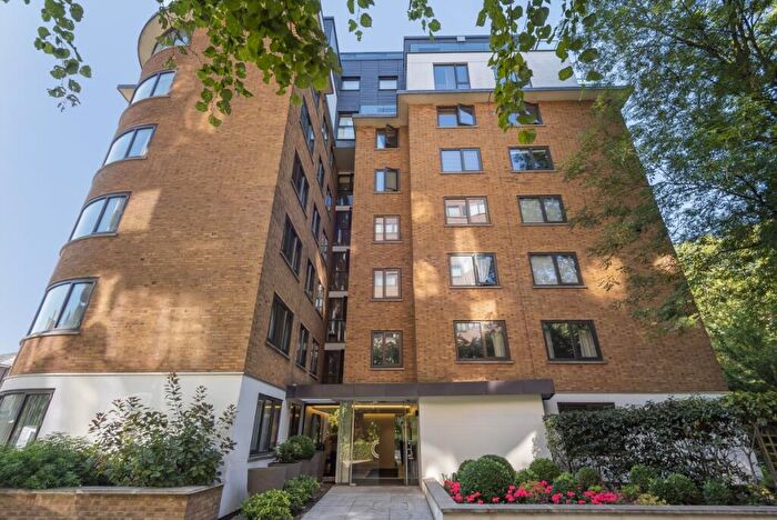 2 Bedroom Flat To Rent In Finchley Road, London, NW8