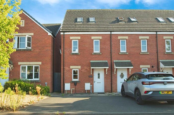 3 Bedroom Town House For Sale In Ffordd Yr Eiddew, Coity, Bridgend, CF35