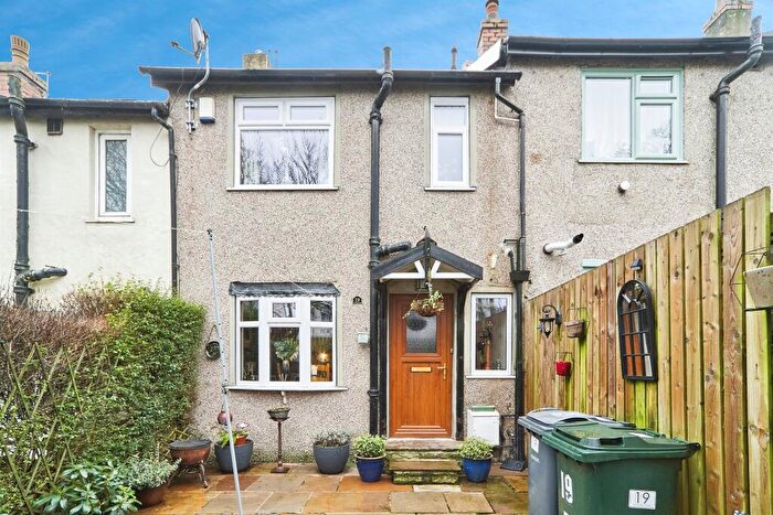 2 Bedroom End Of Terrace House For Sale In Bankfield Street, Keighley, BD22