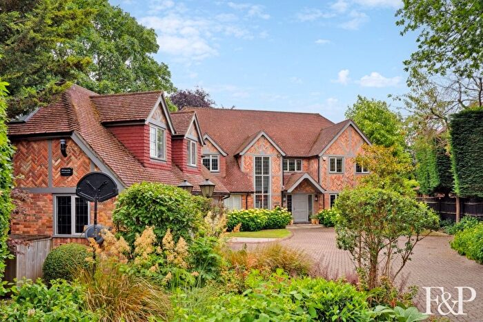 6 Bedroom Detached House For Sale In Manor Lane, Gerrards Cross, SL9