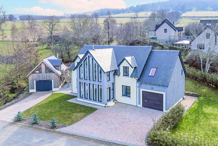 4 Bedroom Detached House For Sale In Old Crieff Road, Aberfeldy, PH15