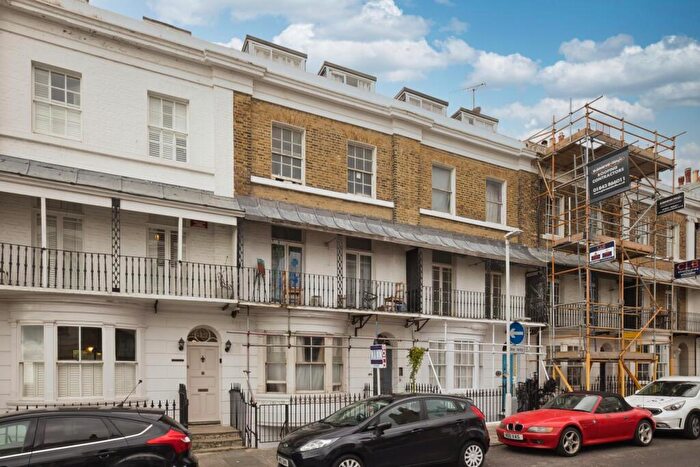 2 Bedroom Flat For Sale In Royal Road, Ramsgate, Kent, CT11