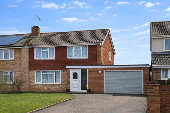 3 Bedroom Semi Detached House For Sale In Colne Road, Sible Hedingham, Halstead, CO9