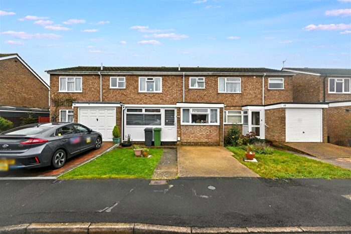 4 Bedroom Terraced House For Sale In Bridgemere Road, Eastbourne, BN22