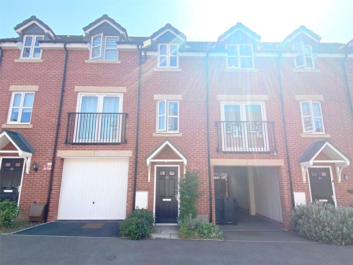 3 Bedroom Terraced House To Rent In Arkell Way, Selly Oak, Birmingham, B29