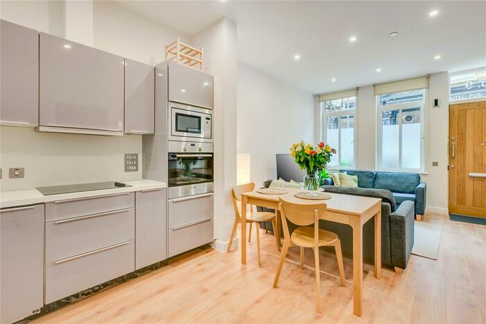 4 Bedroom Terraced House To Rent In Sylvester Path, London, E8