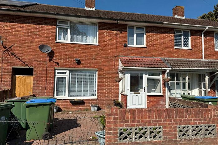 3 Bedroom Terraced House To Rent In Waveney Green, SO16