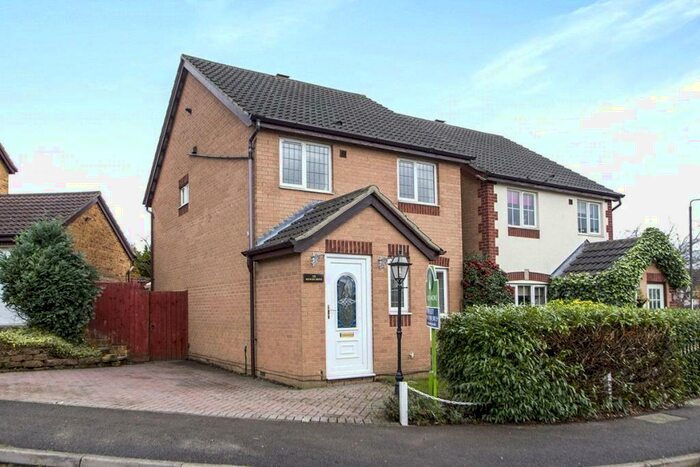 3 Bedroom Detached House To Rent In Hedges Drive, Ilkeston, Derbyshire, DE7