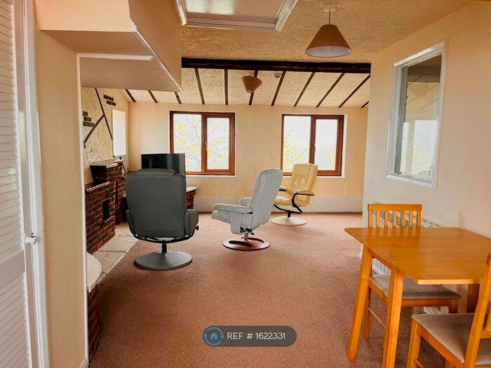 3 Bedroom Flat To Rent In Boggle Hole Road, Fylingdales, Whitby, YO22