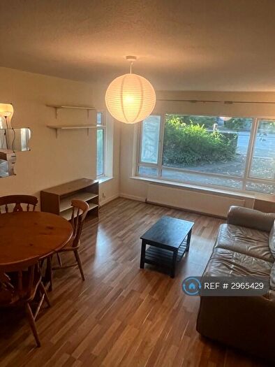 2 Bedroom Flat To Rent In Headingley, Leeds, LS6