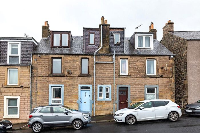 2 Bedroom Flat For Sale In Halliburton Place, Galashiels, TD1